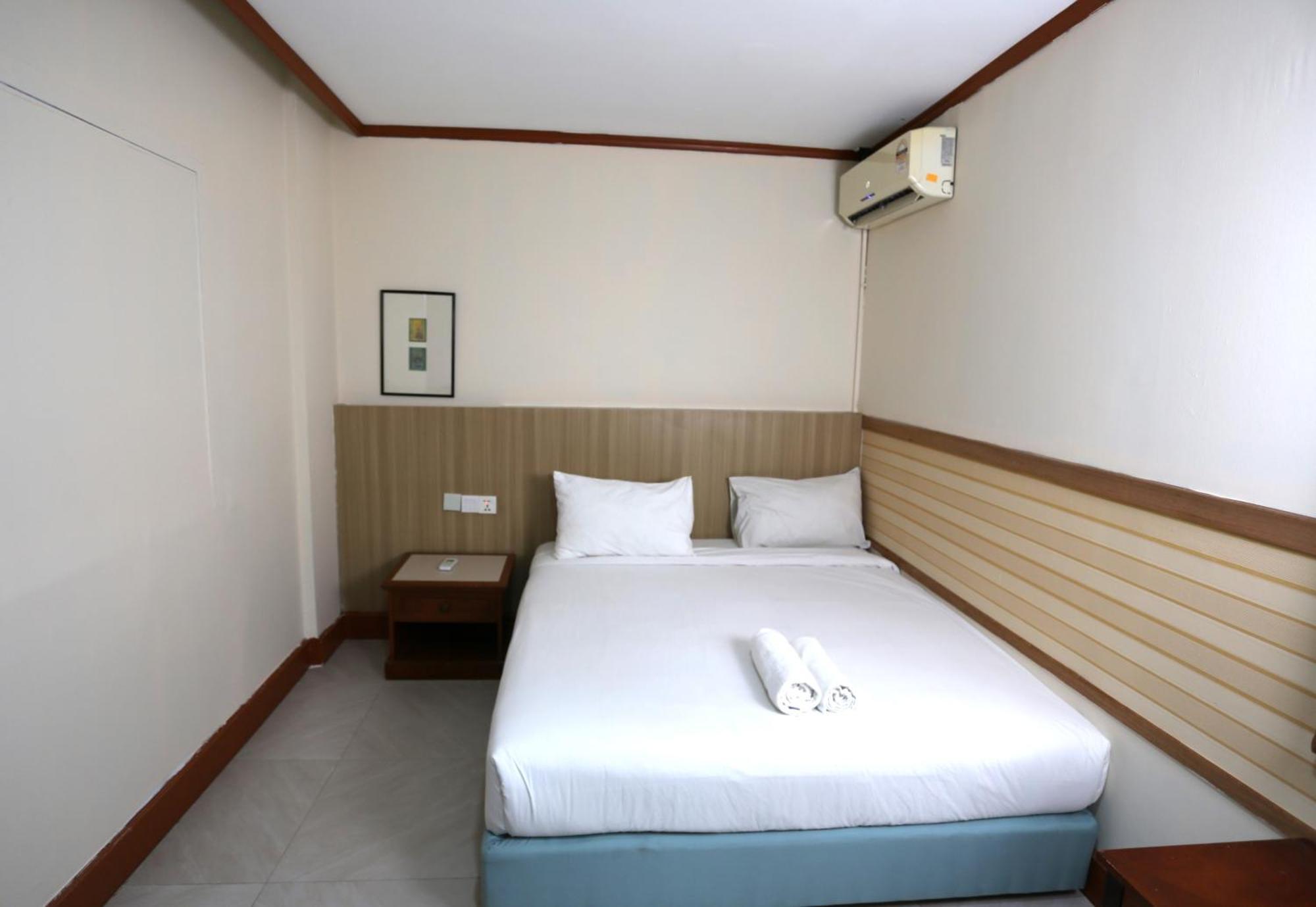 Hotel La Isra At Bukit Bintang Куала-Лумпур Экстерьер фото