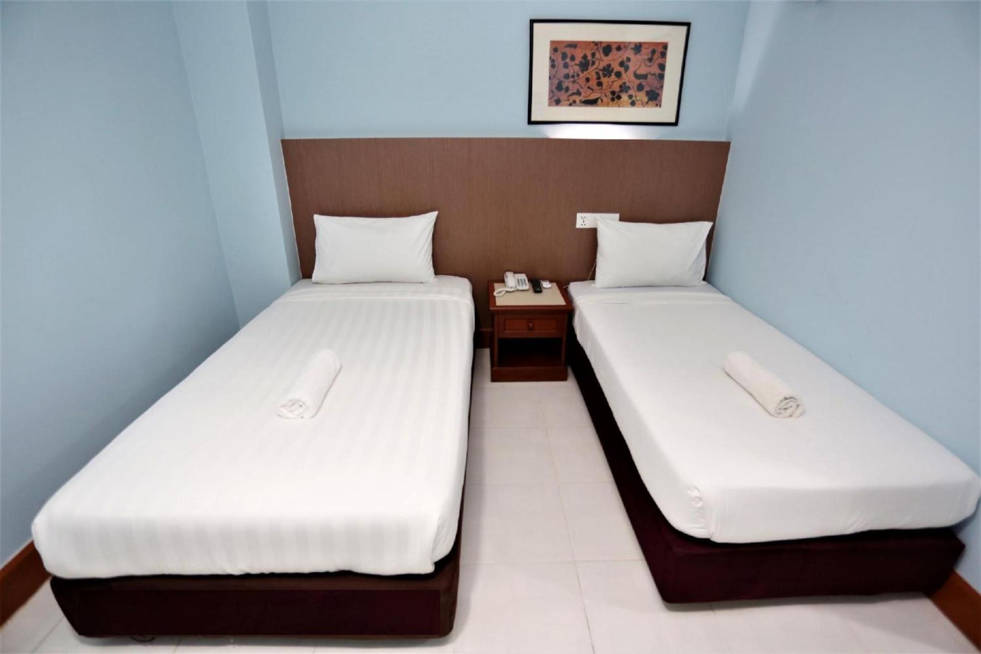 Hotel La Isra At Bukit Bintang Куала-Лумпур Экстерьер фото