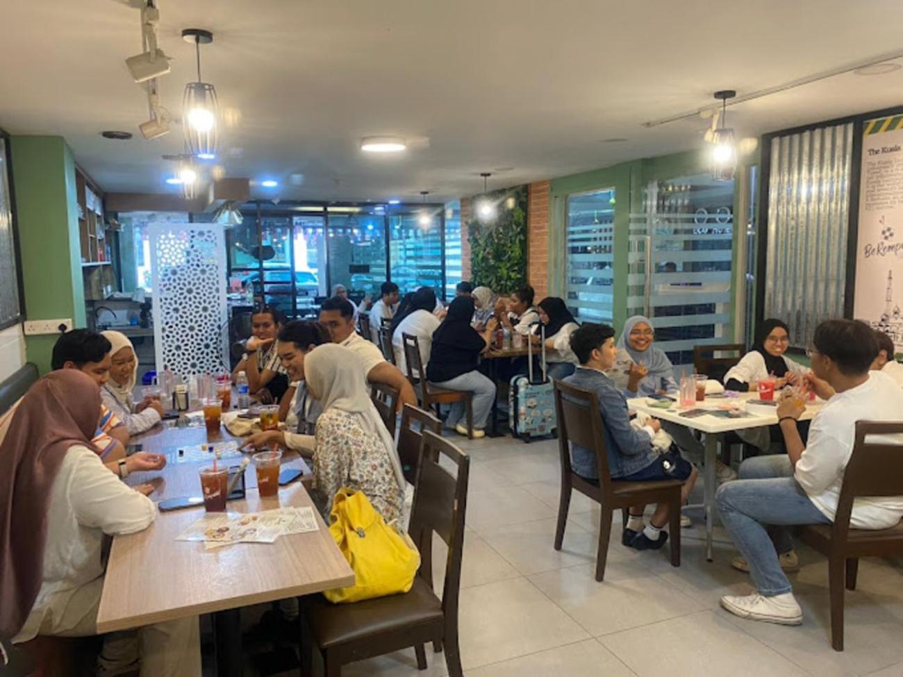 Hotel La Isra At Bukit Bintang Куала-Лумпур Экстерьер фото
