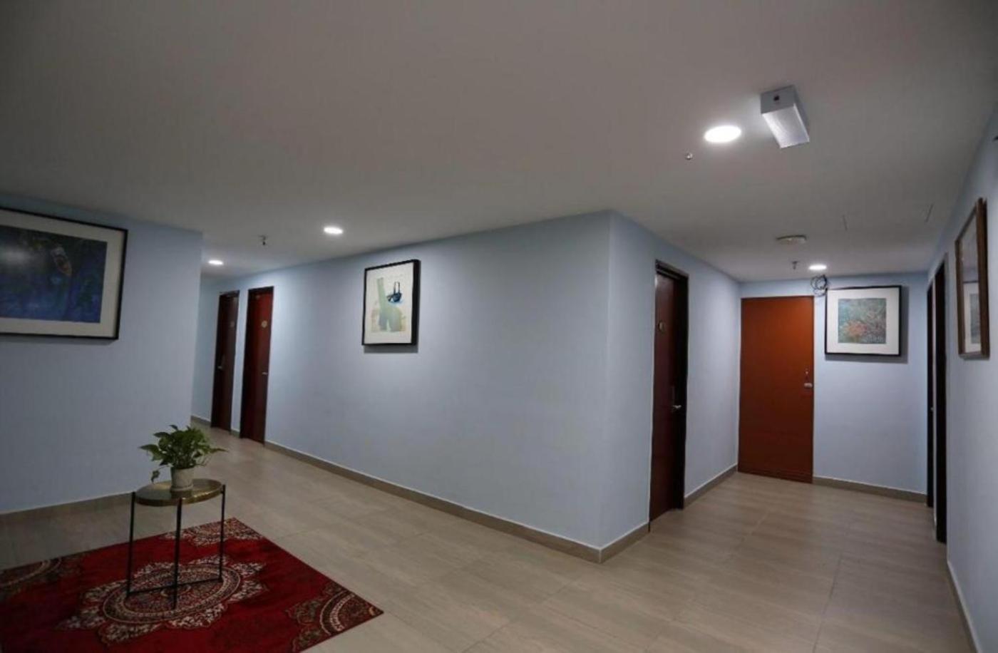 Hotel La Isra At Bukit Bintang Куала-Лумпур Экстерьер фото